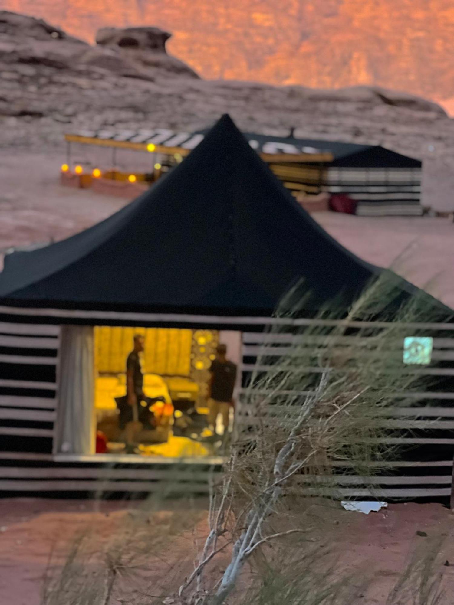 Rum Joharh Luxury Camp ワディ ・ラム エクステリア 写真